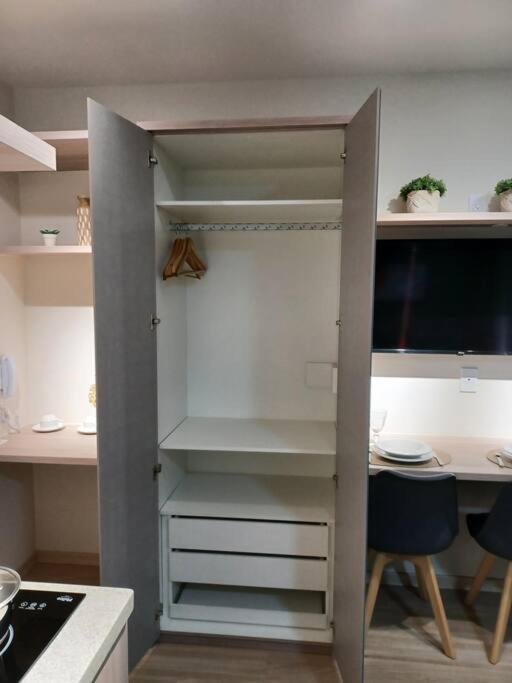 Apartamento Mobi One Liberdade 10 *